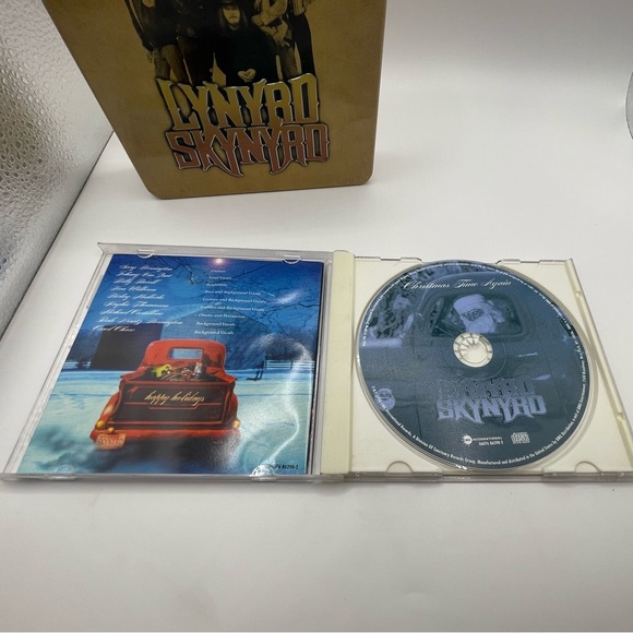 Collector's Edition Lynyrd Skynyrd METAL CASE ONLY(includes 3 Different CDs) - Picture 6 of 7
